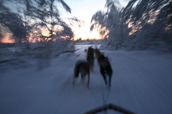 Full fart, lite oskarp bild...